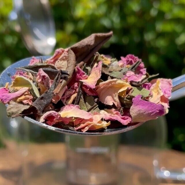 Red Rose White • Specialty Loose Leaf Tea